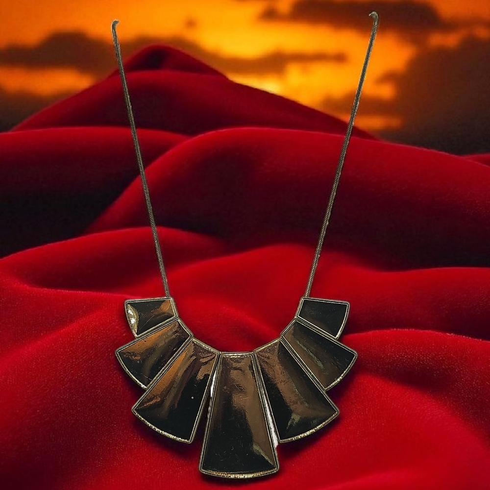 Elegant Black Necklace